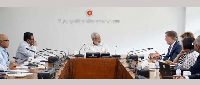 অগ্রাধিকার ভিত্তিতে নবায়নযোগ্য জ্বালানি বৃদ্ধির বিষয়ে উপদেষ্টার আশাবাদ