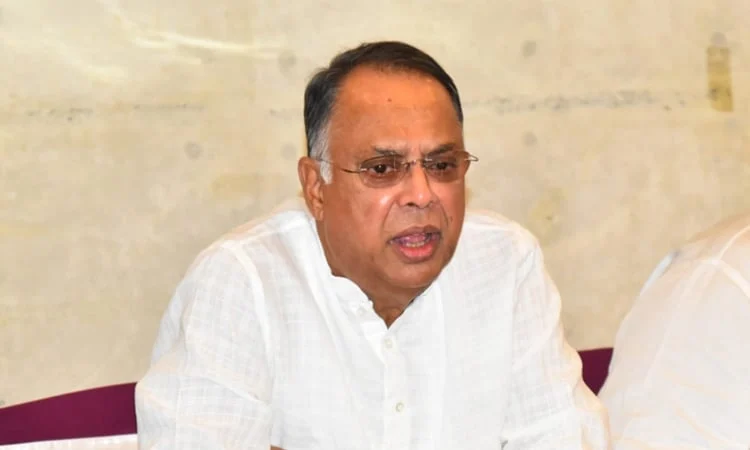 দেশে জ্বালানি তেলের ঘাটতি নেই : বিদ্যুৎমন্ত্রী