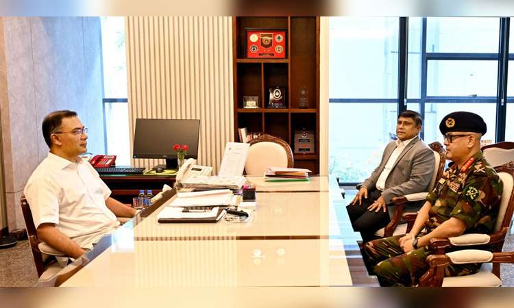 প্রধানমন্ত্রীর সঙ্গে লে. জেনারেল মিনহাজুল আলমের সাক্ষাৎ