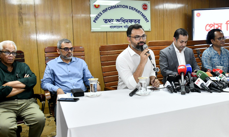 ঢাকাসহ দেশজুড়ে বড় পর্দায় বিশ্বকাপ ফুটবল উপভোগের সুযোগ : ক্রীড়া প্রতিমন্ত্রী