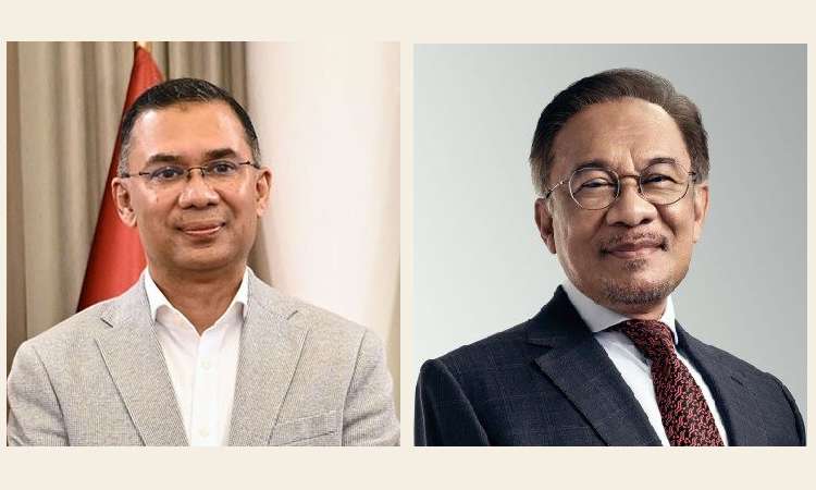 মালয়েশিয়ার প্রধানমন্ত্রী আনোয়ার ইব্রাহিমের সঙ্গে একান্ত বৈঠকে বাংলাদেশের প্রধানমন্ত্রী