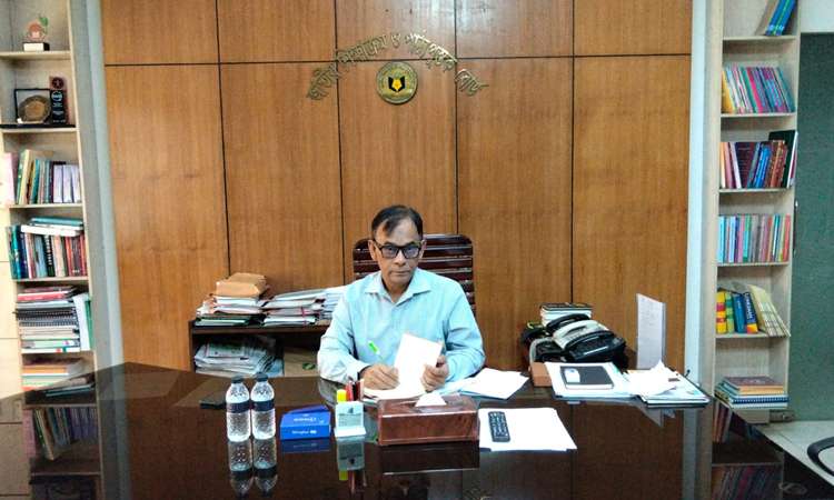 বার্ষিক পরীক্ষার পরই ৪ কোটি শিক্ষার্থীর হাতে নতুন বই: এনসিটিবি চেয়ারম্যান