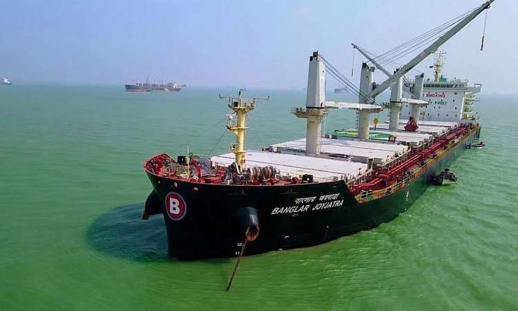 হরমুজ প্রণালি পার হলো ‘এমভি বাংলার জয়যাত্রা’